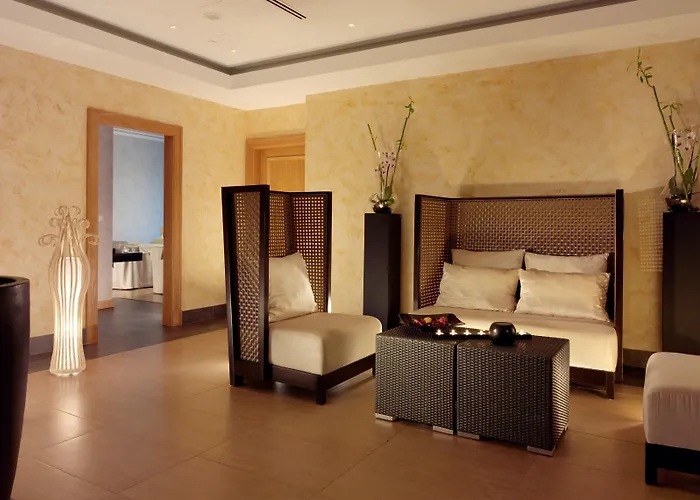 里斯本德尔斯卡普日尔酒店 图西法尔